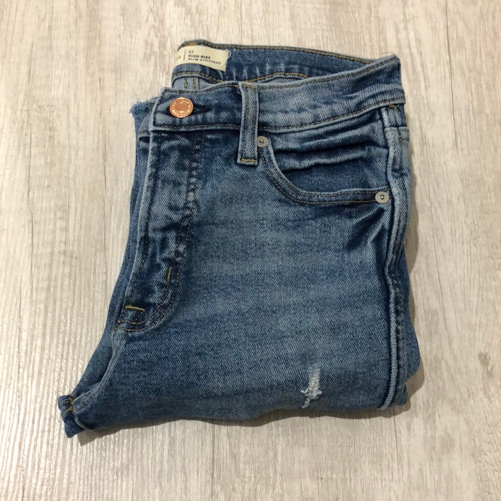 Ripped jeans